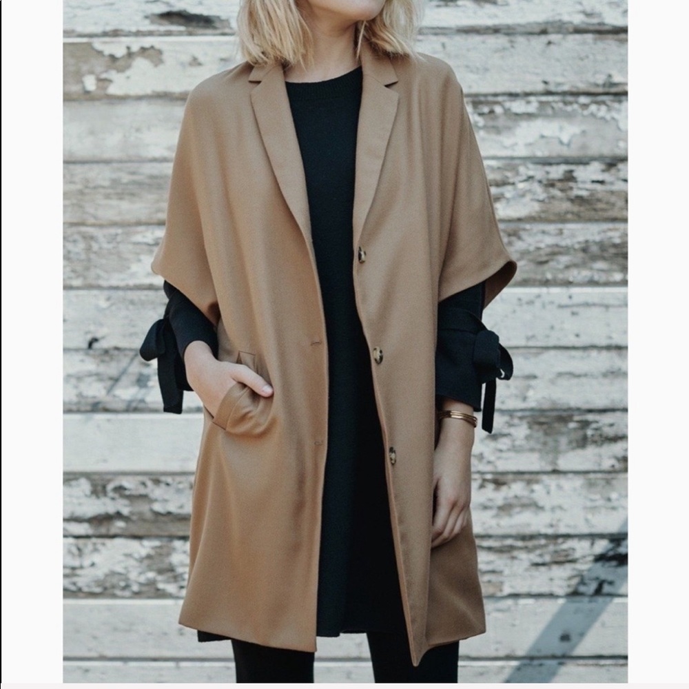Anthropologie Amour Vert Camel Regina Wool Capelet - Picture 1 of 8